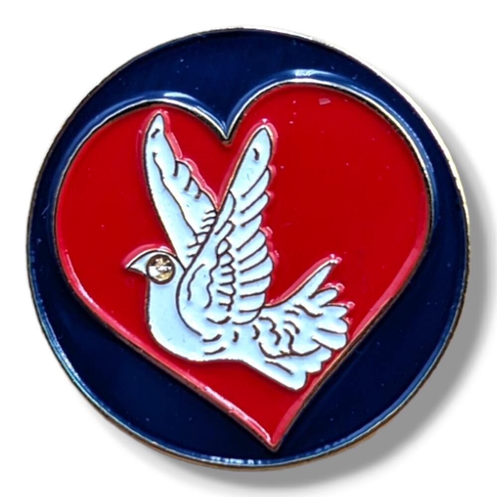 White Dove Red Heart Hat Lapel Pin New York 2005 - 2006 Peace